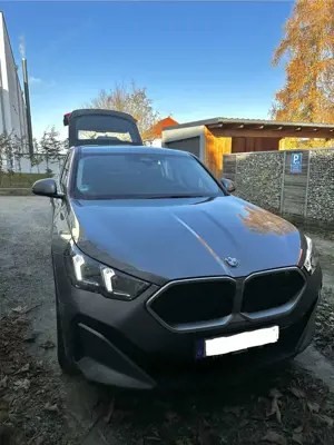 BMW X2 BMW X2 sDrive20i · 2x Räder · Garantie 2029