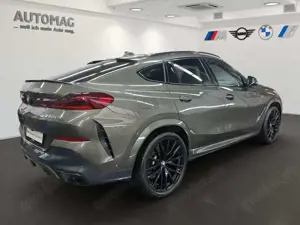 BMW X6 M50i DrivAssProf*ParkAssPlus*Pano*Harman*Integral Bild 3