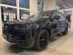 Volkswagen Touareg R-Line 3.0TDI*PANO,AHK,INNOVISION,LEDER,MATRIX,BLA
