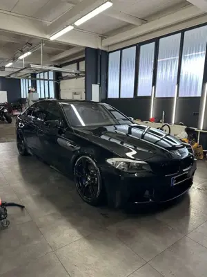 BMW M5 Basis