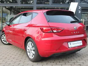 SEAT Leon Leon 1.0 TSI DSG Ecomotive Style Navi. PDC v+h. GJ Bild 5