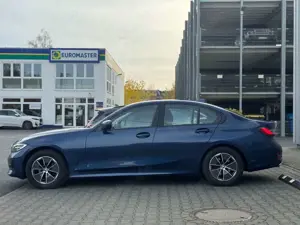 BMW 318 d Lim. LED Live Cockpit Spur 8xAlu