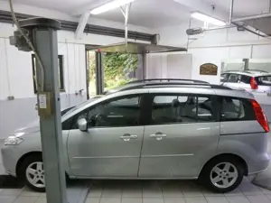 Mazda 5 2.0 Exclusive 1.Hand Scheckheft 24 Mo.Gar.TOP Bild 5