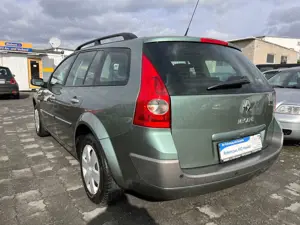 Renault Megane II Grandtour Dynamique Automatik Klima Bild 4