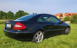 Mercedes-Benz CLK 200 CLK Coupe 200 Kompressor Avantgarde Bild 3