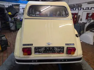 Citroen 2CV 6 Club verzinktes Chassis 1Jahr Gewährleistung Bild 4