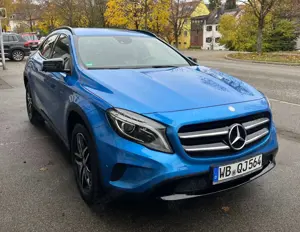 Mercedes-Benz GLA 200 GLA 200 (CDI) d 7G-DCT Urban