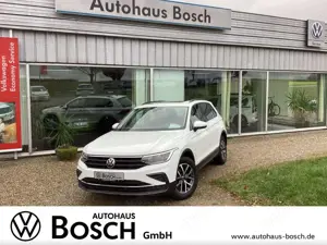 Volkswagen Tiguan 2.0 TDI Life DSG AKH RFK ACC PanoDach SHZ