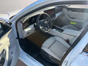 Volkswagen Passat Variant 2.0 TDI ELEGANCE 4x4*ST.HZG*MATRIX*360°KAMERA*AHK* Bild 5