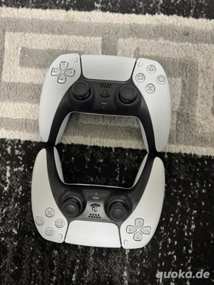 2  sony PS5  original dualsens controller mit verpakung und Ladekabel in sehr guter zustand 
