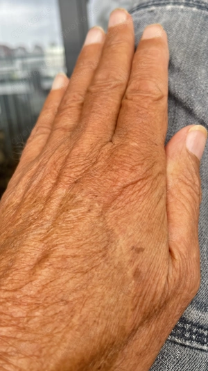 Dir W (älter auch mollig), fehlt die Zweisamkeit im Bett?Ich M 65 plus suche daß gleiche ! Bild 8
