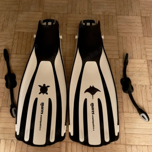 Mares Fins Avanti Quattro Regular