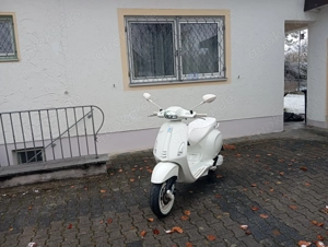 Vespa 125 sprint s - Ganz in Weiß