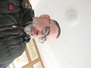 Mann sucht hausfrau oder Ehefrau ab 50  bis 70  für eine Affäre Affäre 