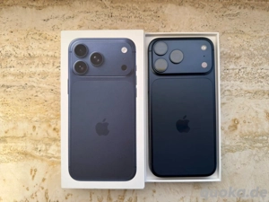 iPhone 17 pro Max 512 GB in der Farbe Blau