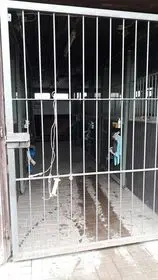 Tagsüber Offenstall Nachts Boxenruhe hat noch einen Platz frei.