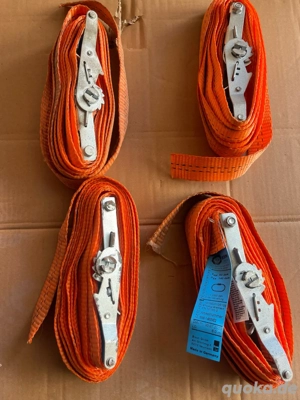 Gurten  top zußtand  Preis liegt pro Gurt 10 