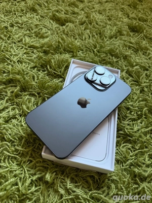 Apple iPhone 15 Pro - 128GB - Titan Schwarz
