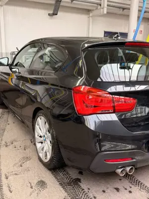 BMW 120 1er Diesel (3-Türer) 120d Sport-Aut. M Sport Bild 2