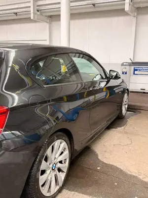 BMW 120 1er Diesel (3-Türer) 120d Sport-Aut. M Sport Bild 4