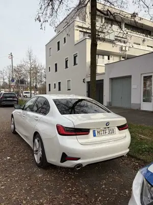 BMW 320 320 i Sport Line Bild 4