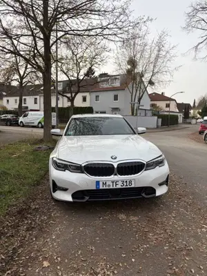 BMW 320 320 i Sport Line Bild 3