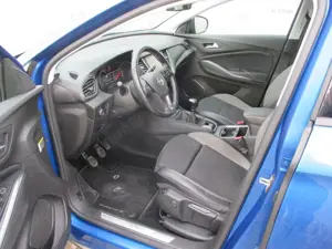 Opel Grandland X 1.2 Turbo Dynamic, Navi, 1. Hand Bild 4