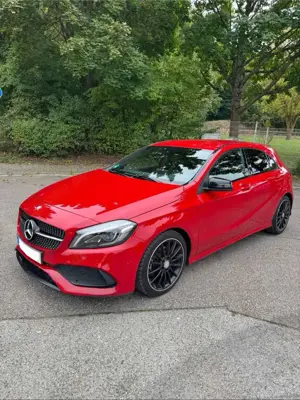 Mercedes-Benz A 200 A 200 AMG Line
