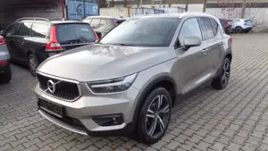 Volvo XC40 Momentum Pro*ACC*PIXEL-LED*BLIS*WI-PAKET