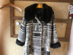 Wintermantel Wolle Gr 40 mit Fellkragen und Arme .