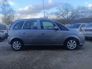 Opel Meriva Bild 3