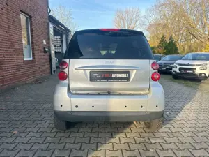 smart forTwo Automatik/Klimaanlage/Allwetter/Panorama Bild 4