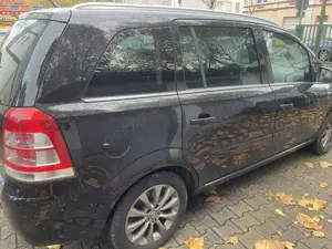 Opel Zafira Edition "111 Jahre Bild 3