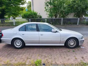BMW 525 525i