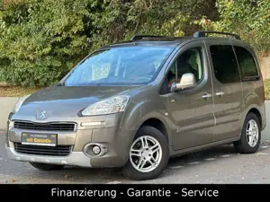 Peugeot Partner 1.6 Tepee Style/PANO/AHK/TÜV NEU/WENIGKM