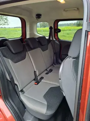 Ford Tourneo Courier Bild 5