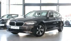 BMW 520 i (G31) *LED*PDC*AppleCP*AndroidAuto*Leder*