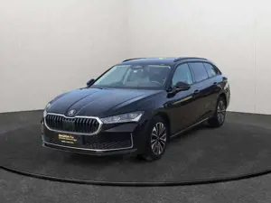 Skoda Superb Combi 2.0TDI DSG Selection Matrix AHK STHZ Navi HU