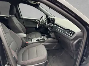 Ford Kuga 2.5 PHEV ST-LINE Bild 3