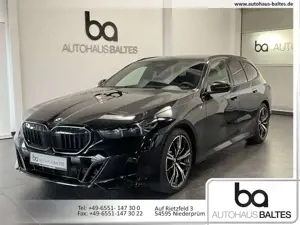 BMW 520 520i Touring M Sport Pro 20/Pano/DrivPl/Park/AHK