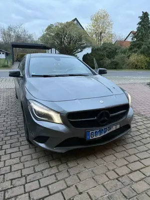 Mercedes-Benz CLA 200 7G-DCT Urban