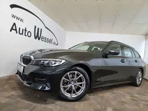 BMW 320 320d Sport Line LED ACC AHK Navi Hifi T-Leder