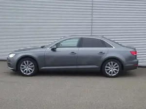 Audi A4 A4 2.0 TDI sport quattro Autom./Klima/Xenon Bild 3