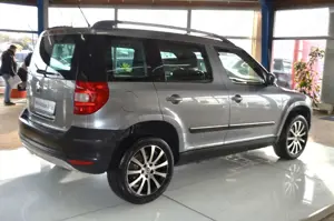 Skoda Yeti Ambition KLIMAAUTO./ TEMPOMAT / PDC Bild 4