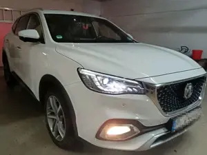 MG EHS EHS PHEV Luxury Bild 2