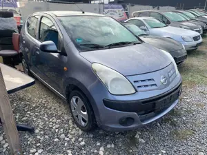 Nissan Pixo
