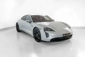 Porsche Taycan GTS PSCB MATRIX 21"SPYDER NACHTSICHT 22KW