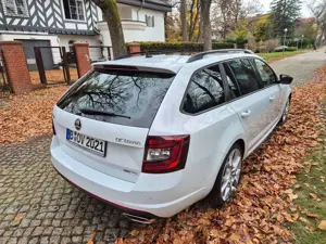 Skoda Octavia DSG RS Pano Alcantara Canton Bild 5