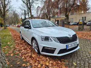 Skoda Octavia DSG RS Pano Alcantara Canton Bild 4