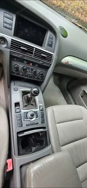 Audi A6 2.4